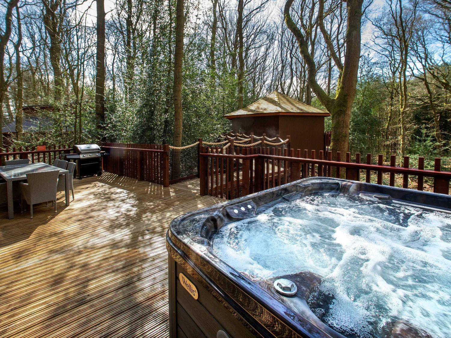 Delamere Forest Cabins - Forest Holidays Mouldsworth Εξωτερικό φωτογραφία